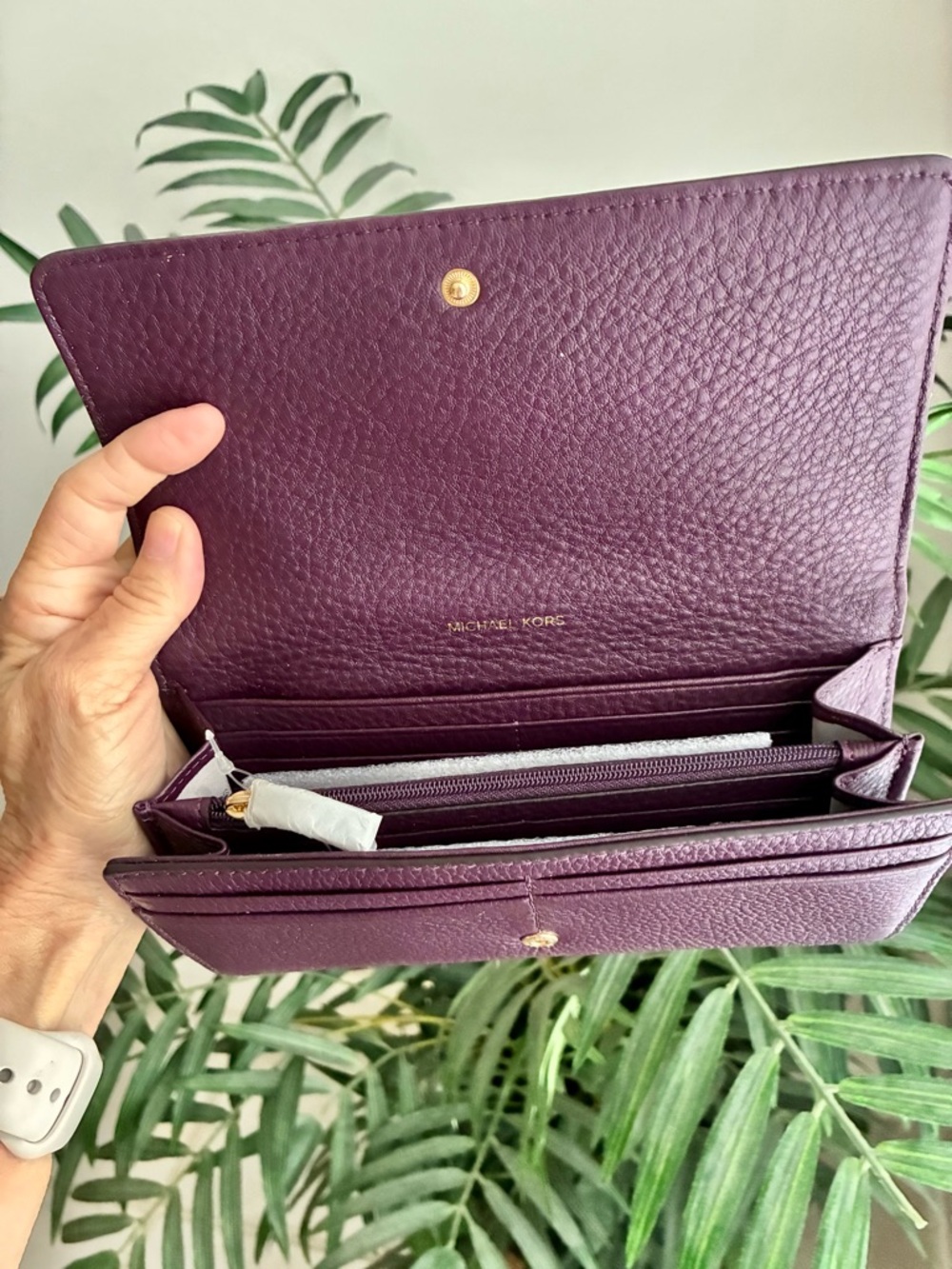 Michael Kors Burgundy Leather MK Logo Wallet NWT - Picture 3 of 6